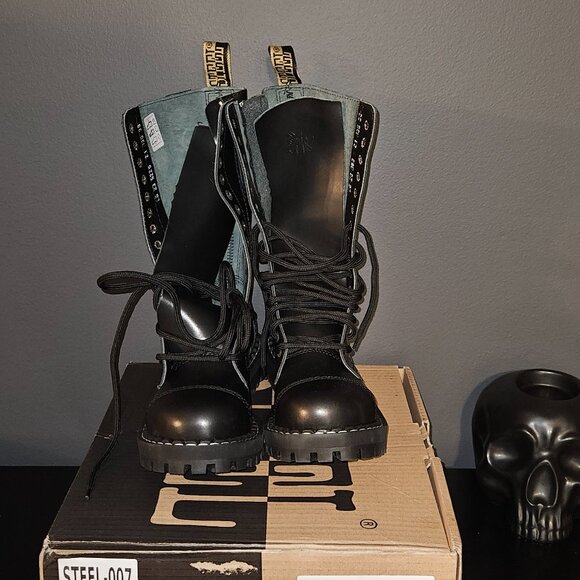 Steel Brand Boots - New in box - Picture 3 of 6